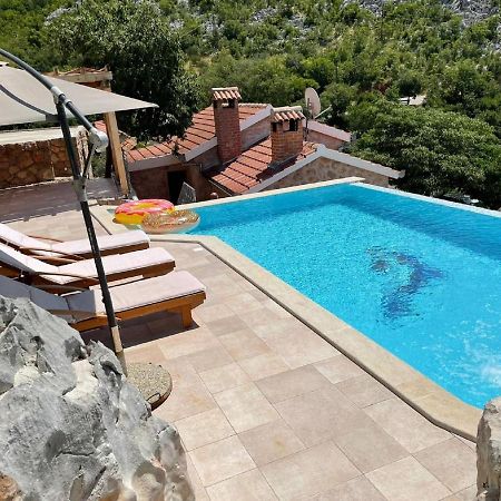 Lovely Holiday Home In Starigrad Eksteriør billede