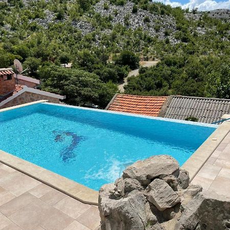 Lovely Holiday Home In Starigrad Eksteriør billede