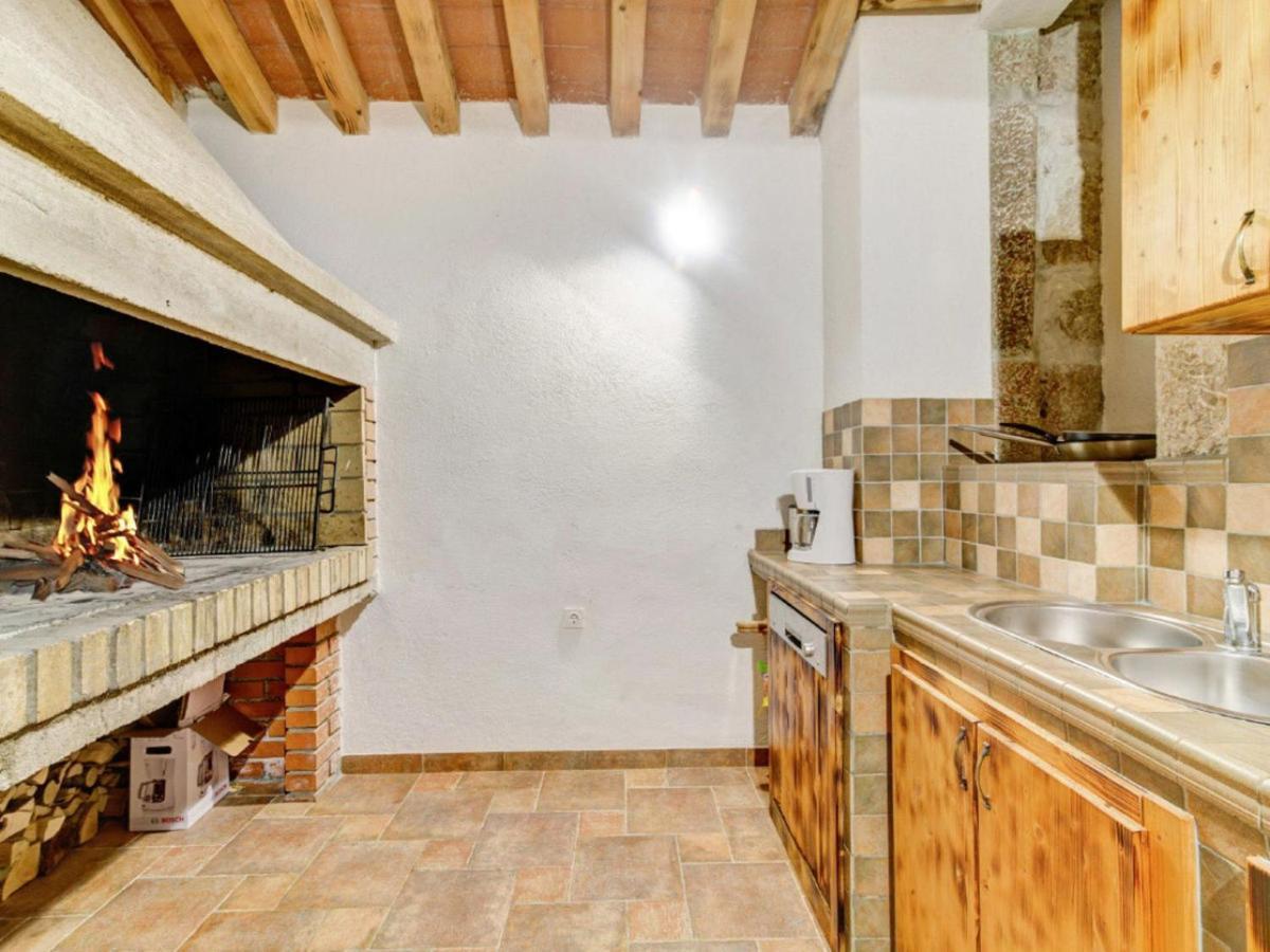 Lovely Holiday Home In Starigrad Eksteriør billede