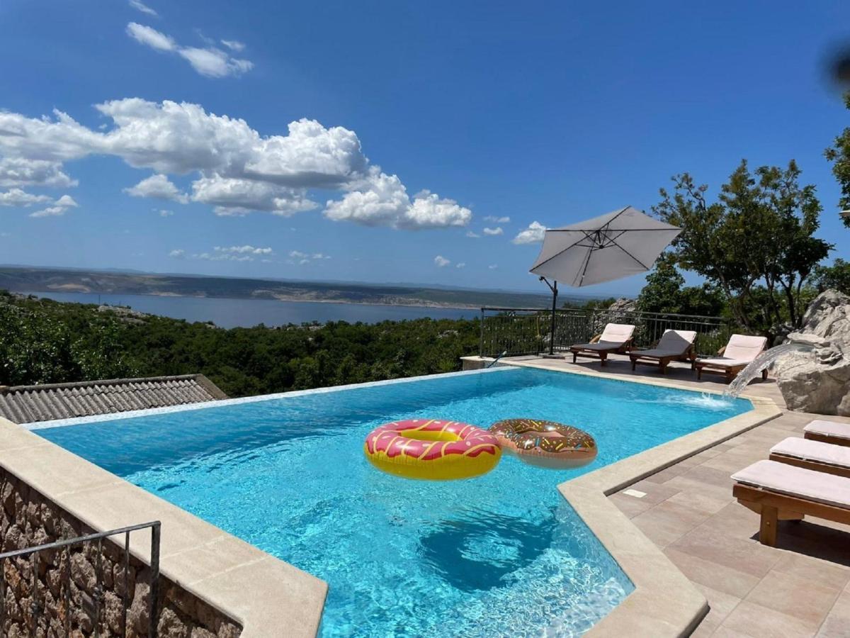 Lovely Holiday Home In Starigrad Eksteriør billede